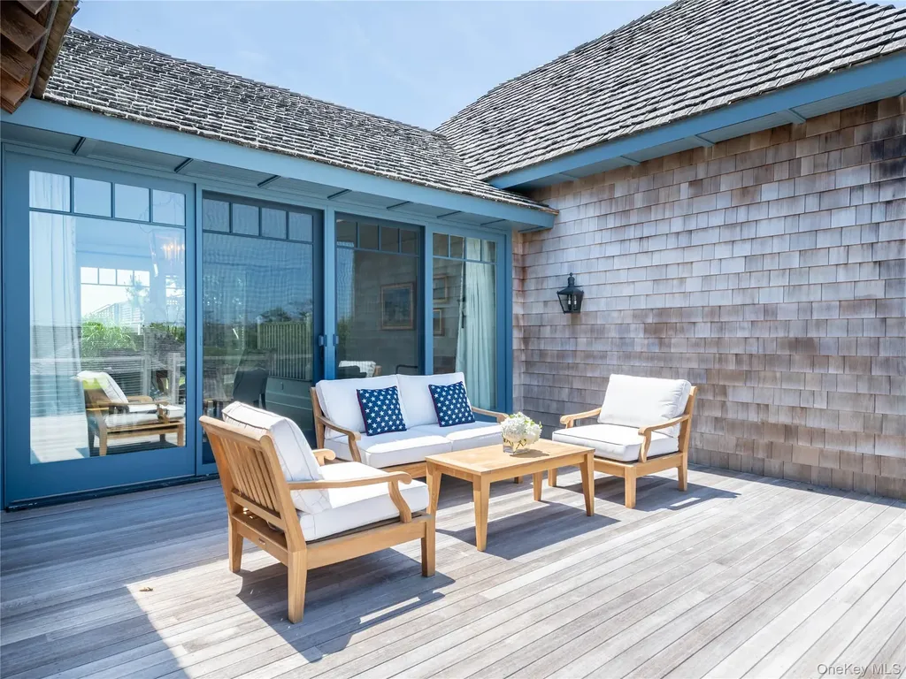 40 Dune Road Quogue NY 11959