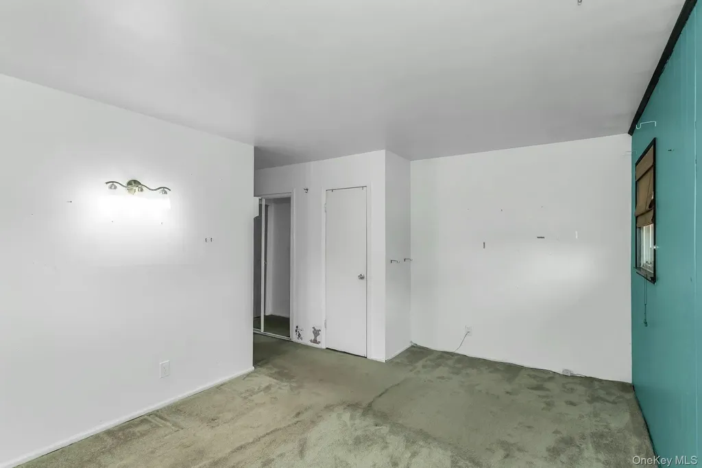 58 Sherbrooke Drive Smithtown NY 11787