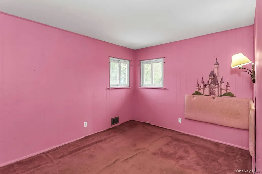 58 Sherbrooke Drive Smithtown NY 11787