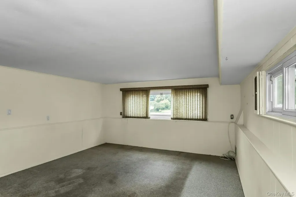 58 Sherbrooke Drive Smithtown NY 11787