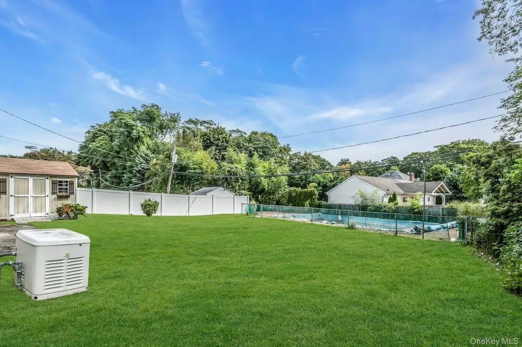 58 Sherbrooke Drive Smithtown NY 11787