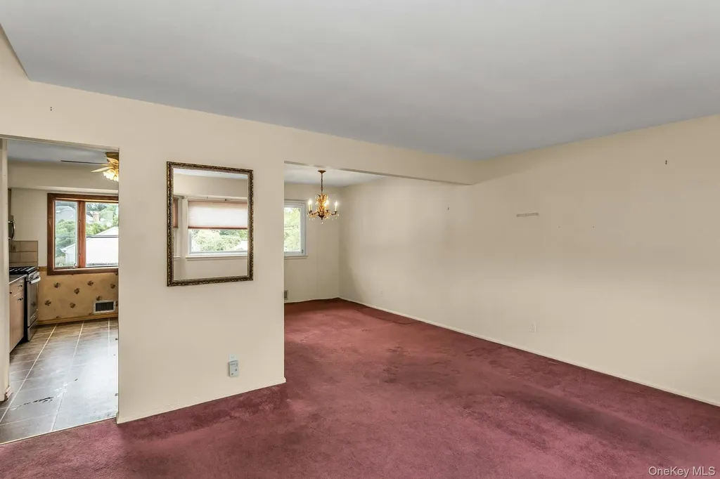 58 Sherbrooke Drive Smithtown NY 11787