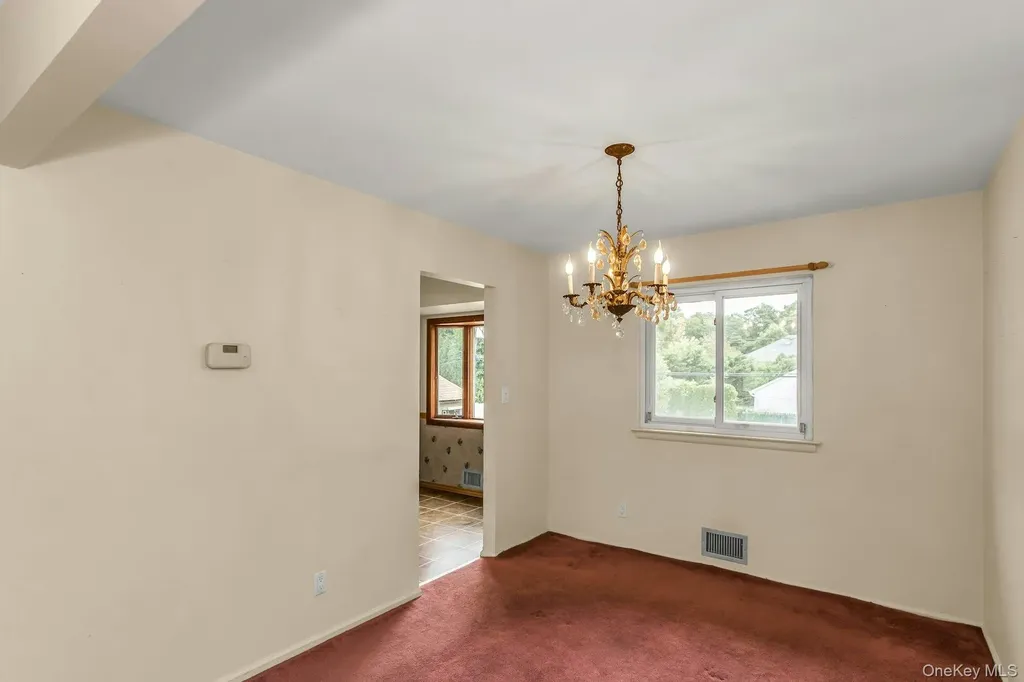 58 Sherbrooke Drive Smithtown NY 11787