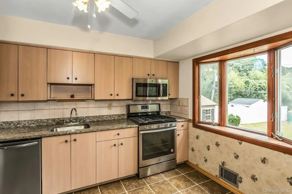 58 Sherbrooke Drive Smithtown NY 11787