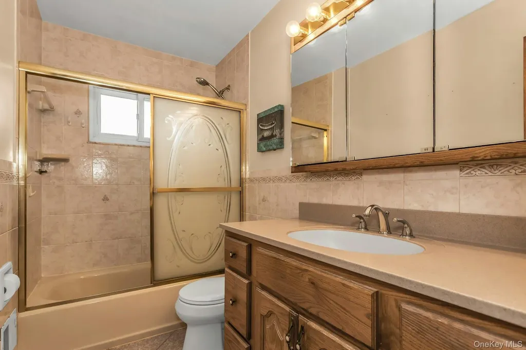 58 Sherbrooke Drive Smithtown NY 11787
