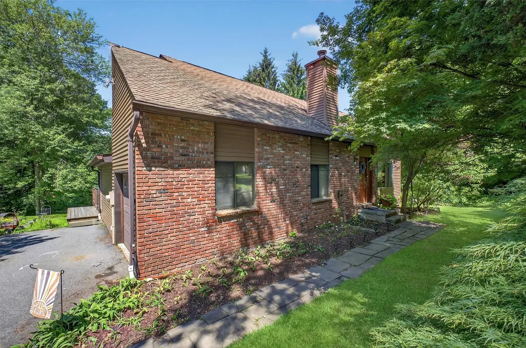 53 Mountain View Drive Holmes NY 12531