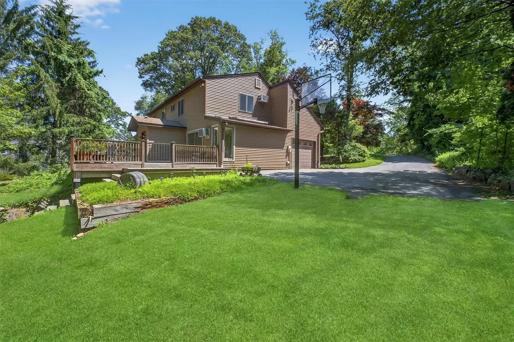 53 Mountain View Drive Holmes NY 12531