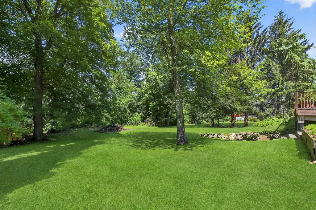 53 Mountain View Drive Holmes NY 12531