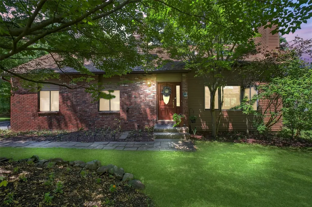 53 Mountain View Drive Holmes NY 12531