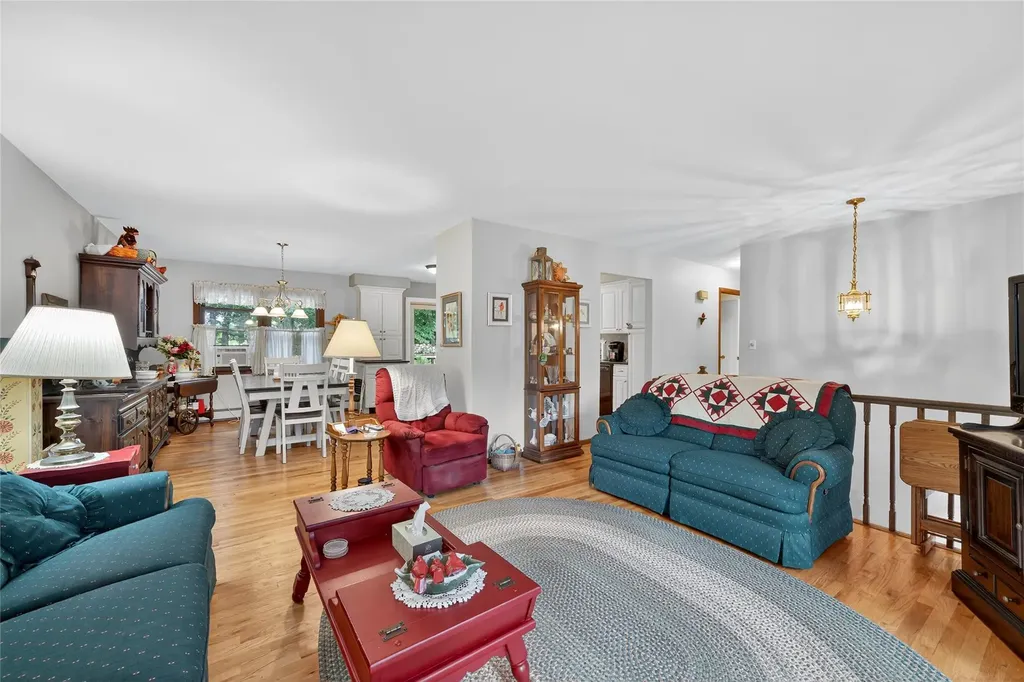3 Robert Drive Florida NY 10921