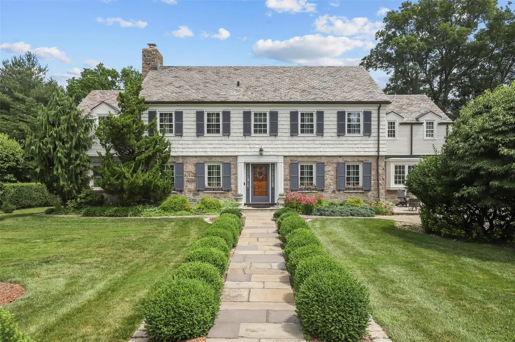 31 Colonial Road White Plains NY 10605