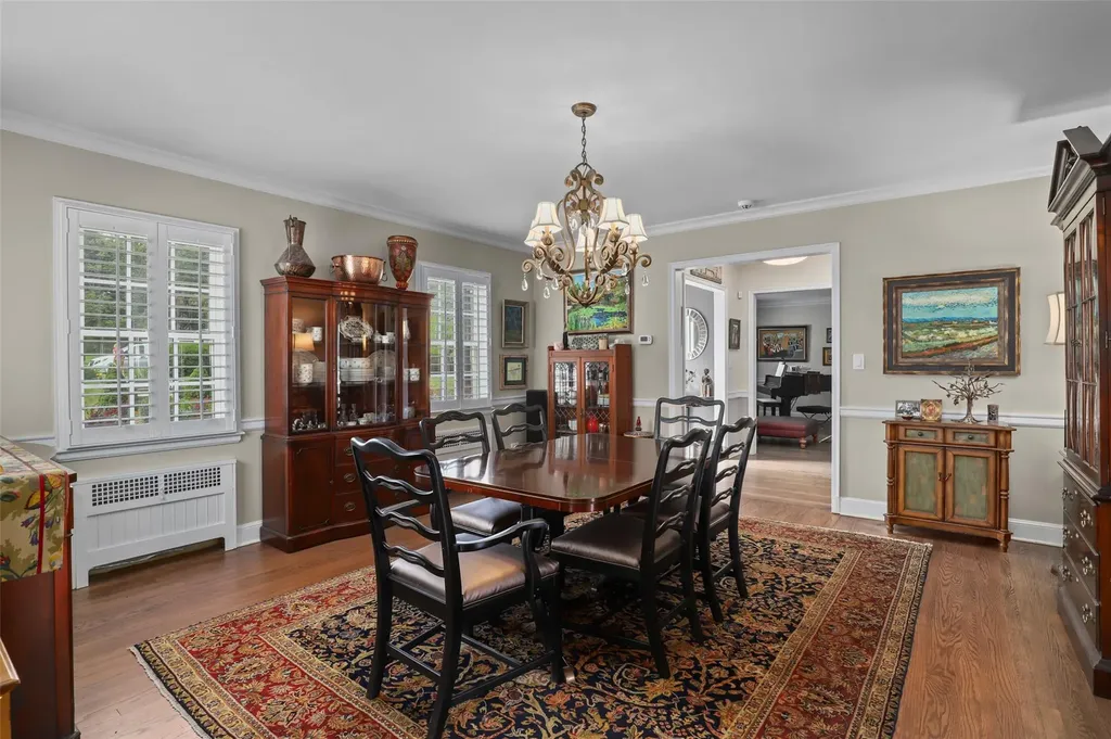 31 Colonial Road White Plains NY 10605