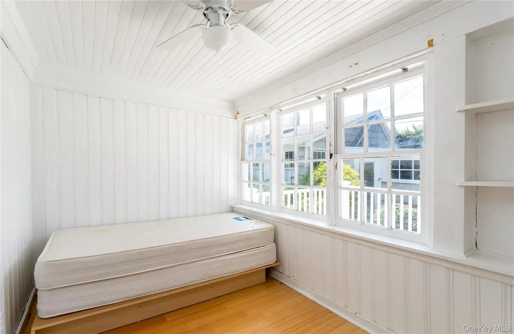 46 Rampasture Road Hampton Bays NY 11946