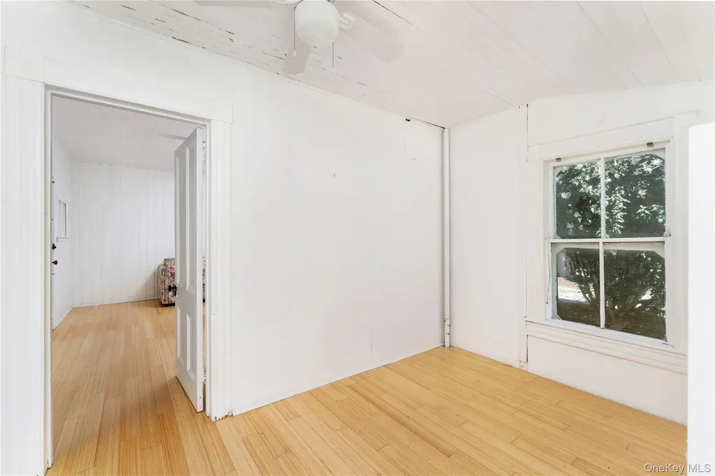 46 Rampasture Road Hampton Bays NY 11946