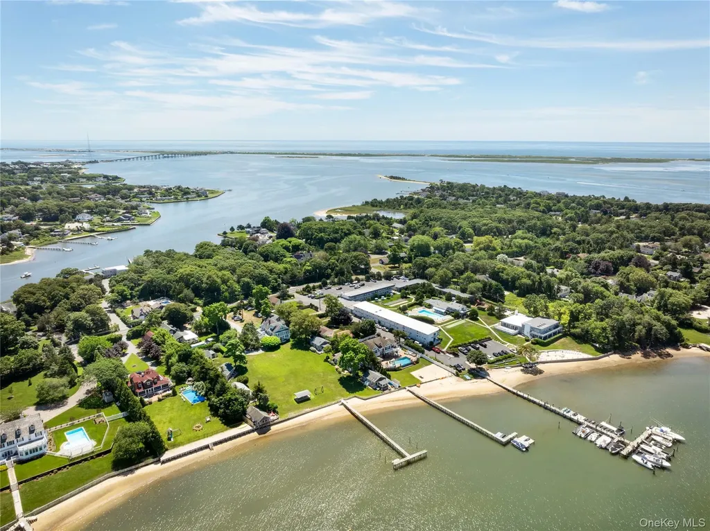 46 Rampasture Road Hampton Bays NY 11946