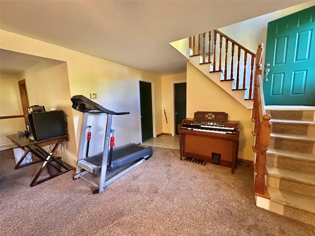 36 Susi Oval Modena NY 12548