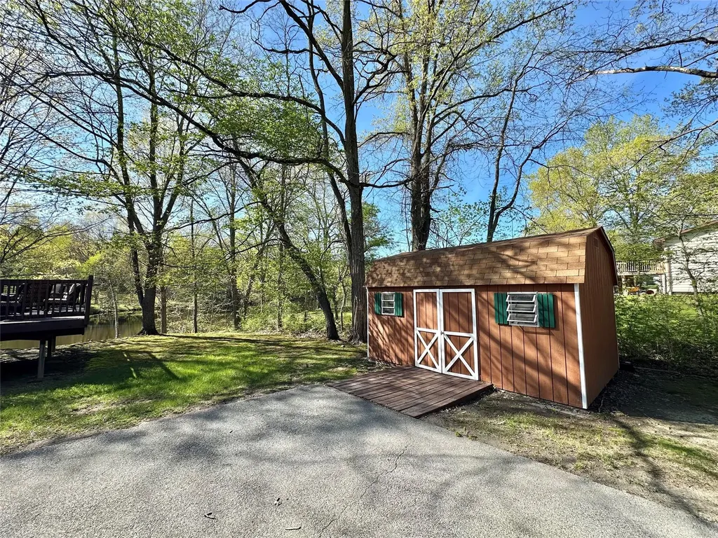 36 Susi Oval Modena NY 12548