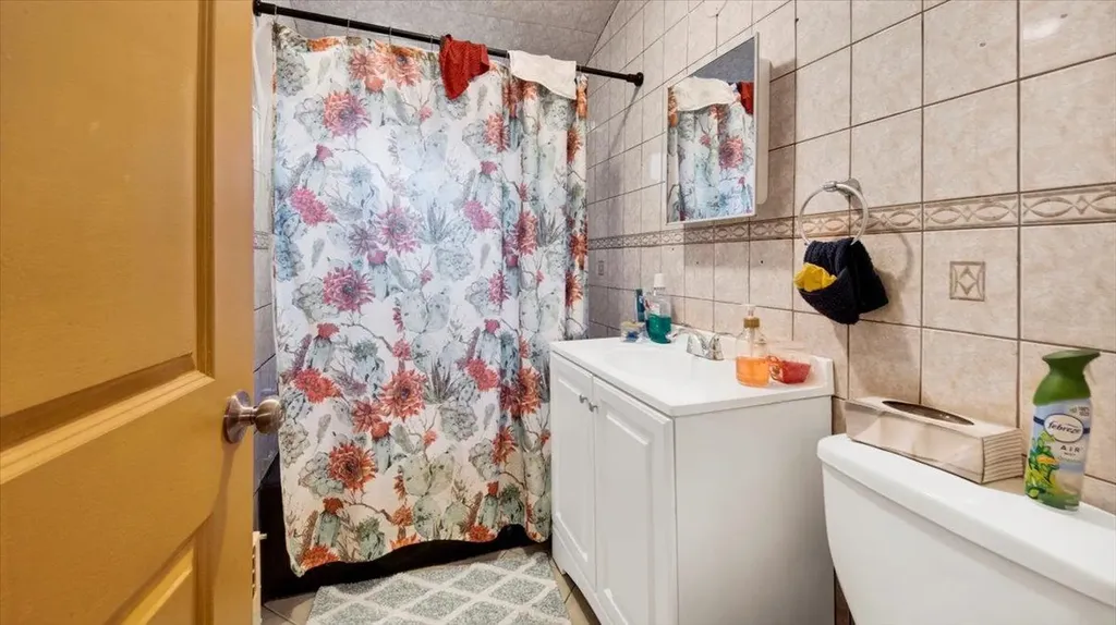 20 Overhill Place Yonkers NY 10704
