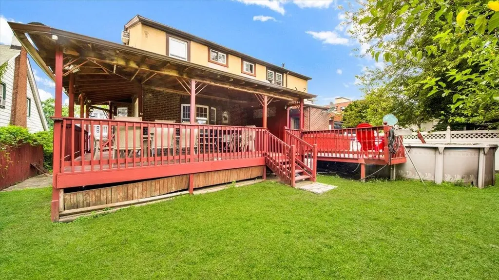 20 Overhill Place Yonkers NY 10704