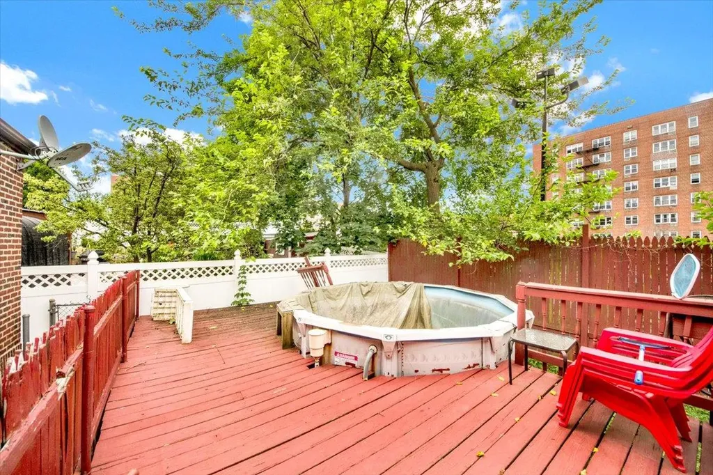 20 Overhill Place Yonkers NY 10704