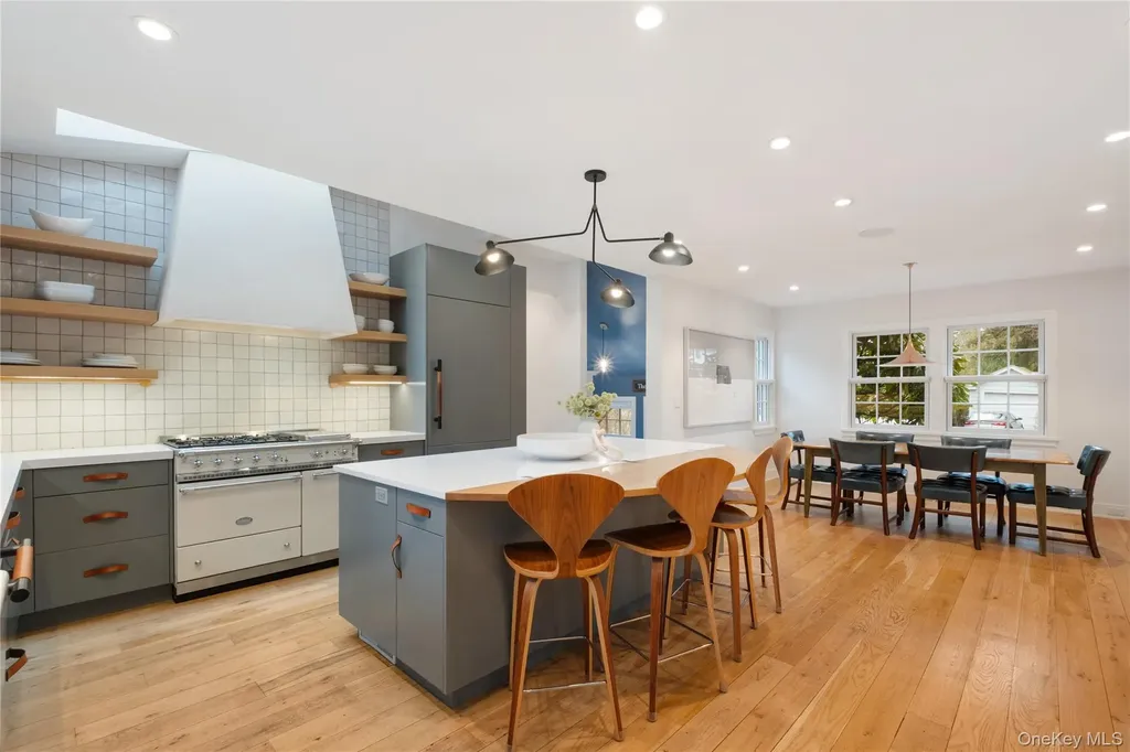 21 Orchard Road Larchmont NY 10538