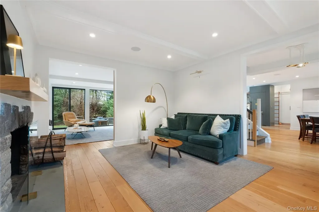 21 Orchard Road Larchmont NY 10538