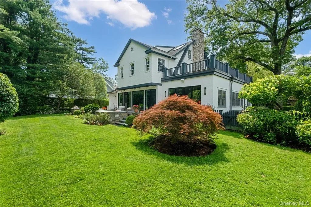 21 Orchard Road Larchmont NY 10538