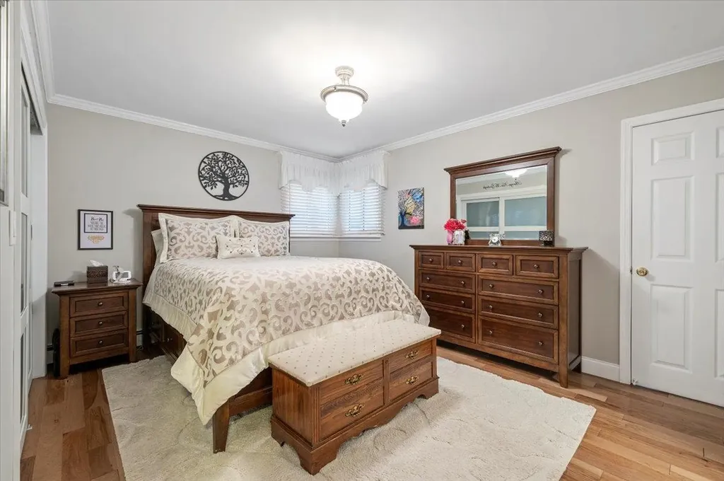2575 Mariners Avenue Wantagh NY 11793