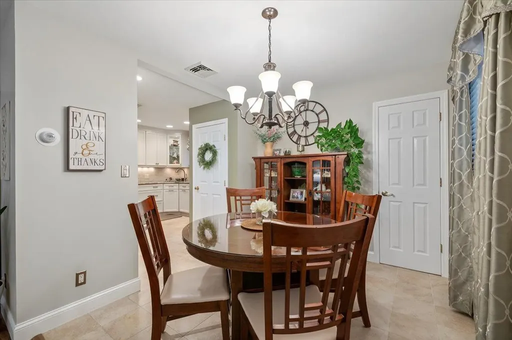 2575 Mariners Avenue Wantagh NY 11793