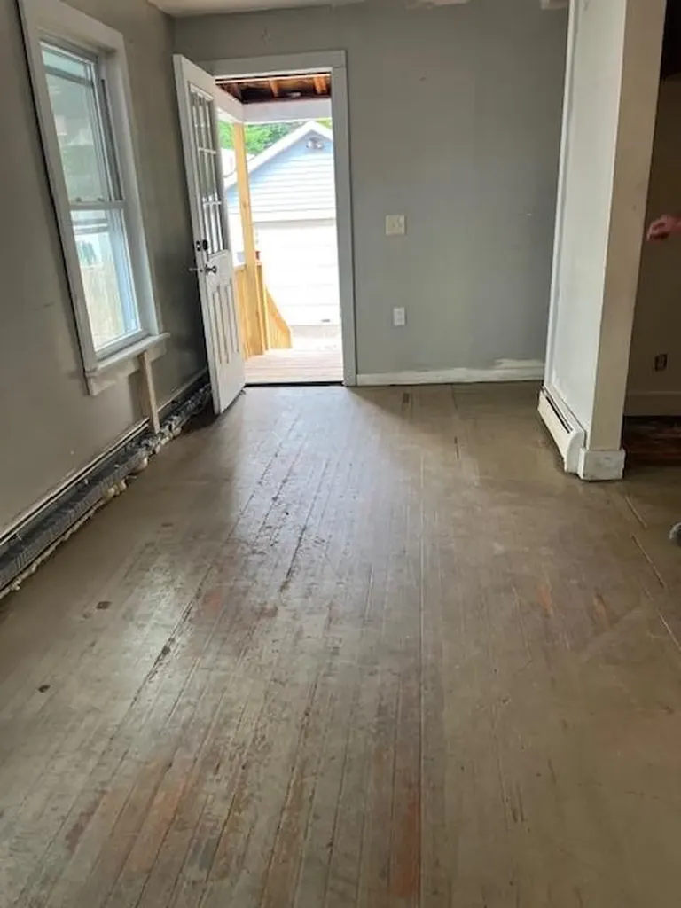 47 Gifford Avenue Poughkeepsie NY 12601