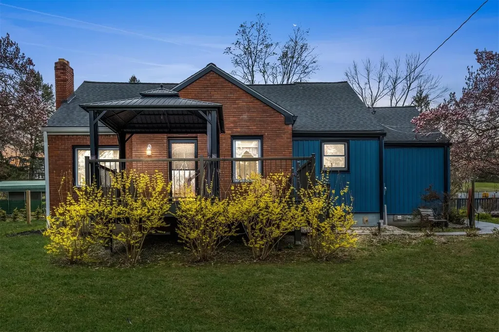 224 Manchester Road Poughkeepsie NY 12603