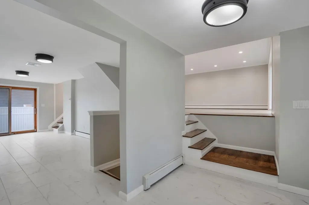 1815 Echo Place Merrick NY 11566