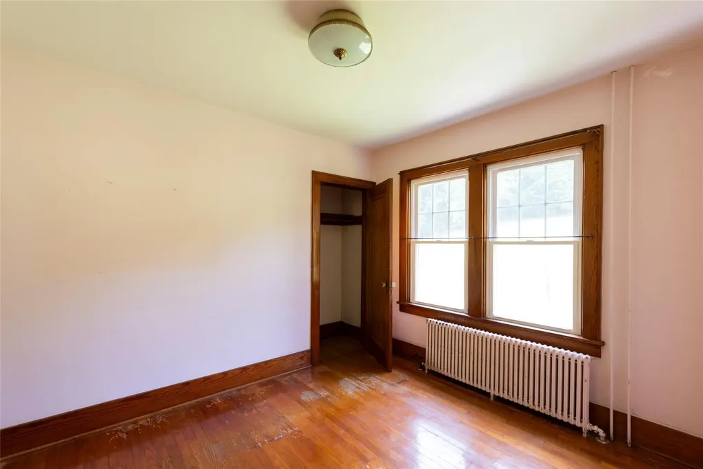 77 Old Post Road Rhinebeck NY 12572