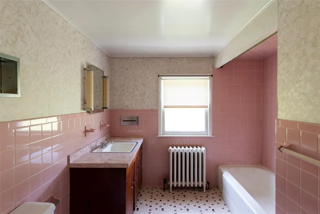 77 Old Post Road Rhinebeck NY 12572