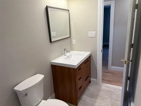 22 Bradish Lane Babylon NY 11702