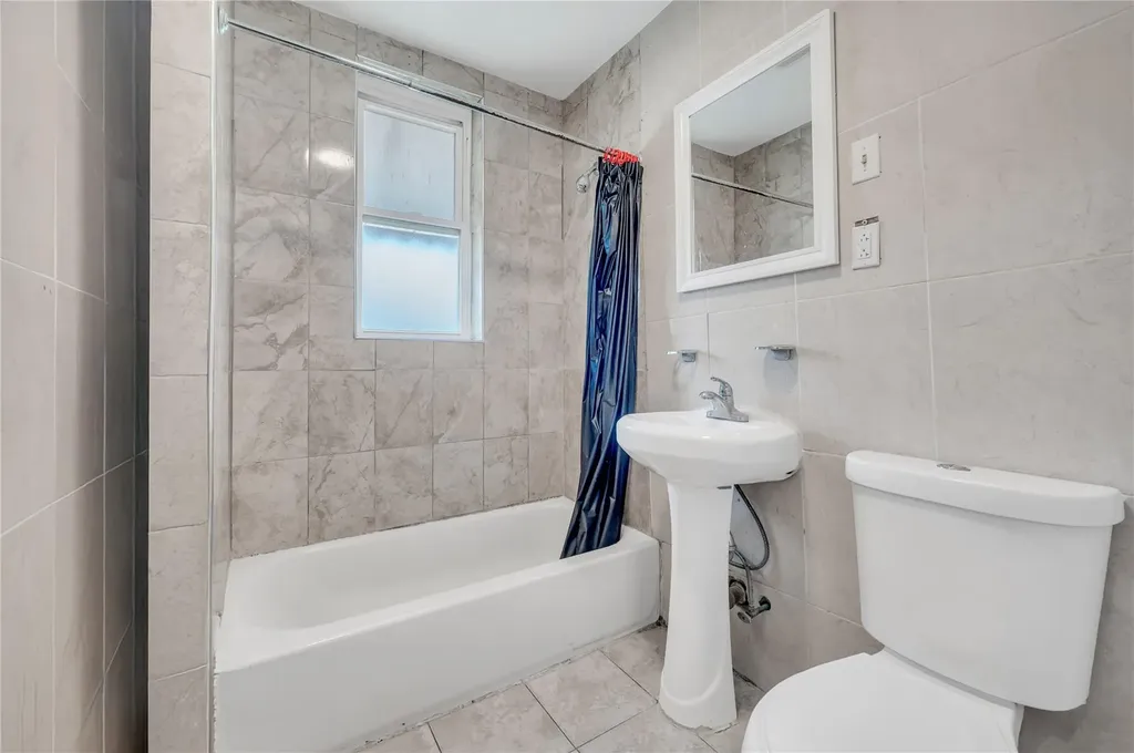 654 Schenck Avenue Brooklyn NY 11207