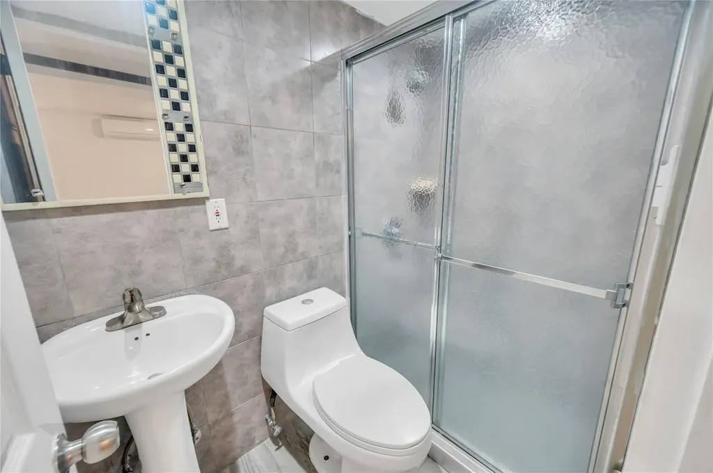 654 Schenck Avenue Brooklyn NY 11207