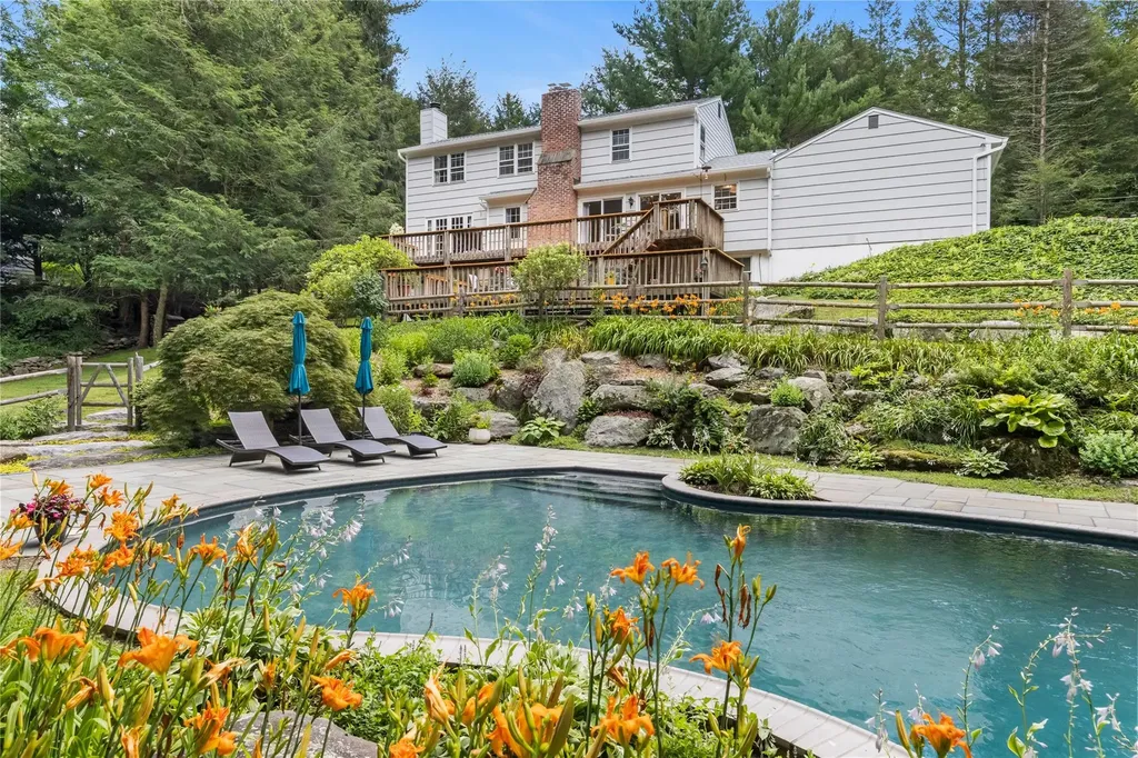 233 Upper Shad Road Pound Ridge NY 10576