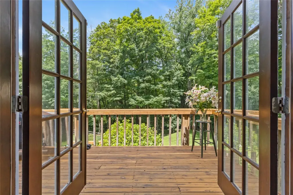 233 Upper Shad Road Pound Ridge NY 10576