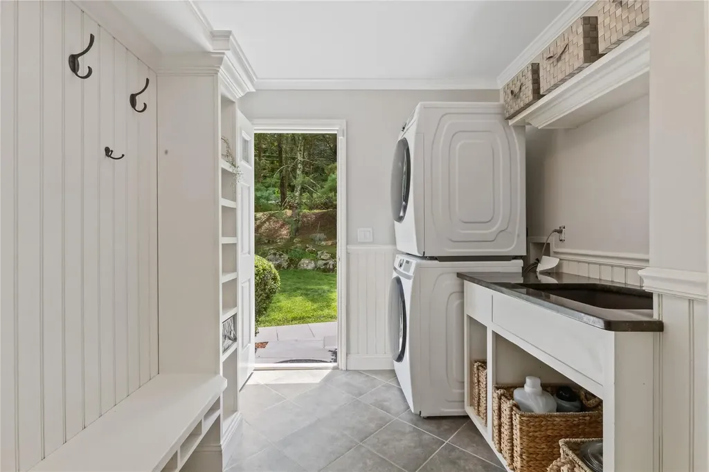 233 Upper Shad Road Pound Ridge NY 10576