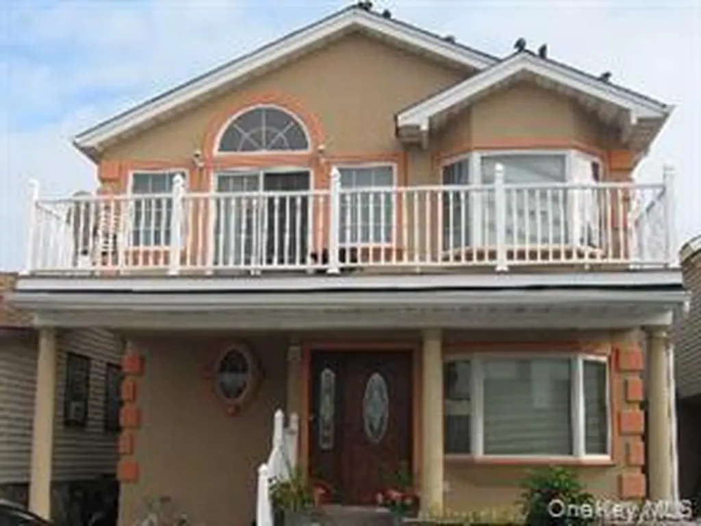 84 Nebraska Street Long Beach NY 11561