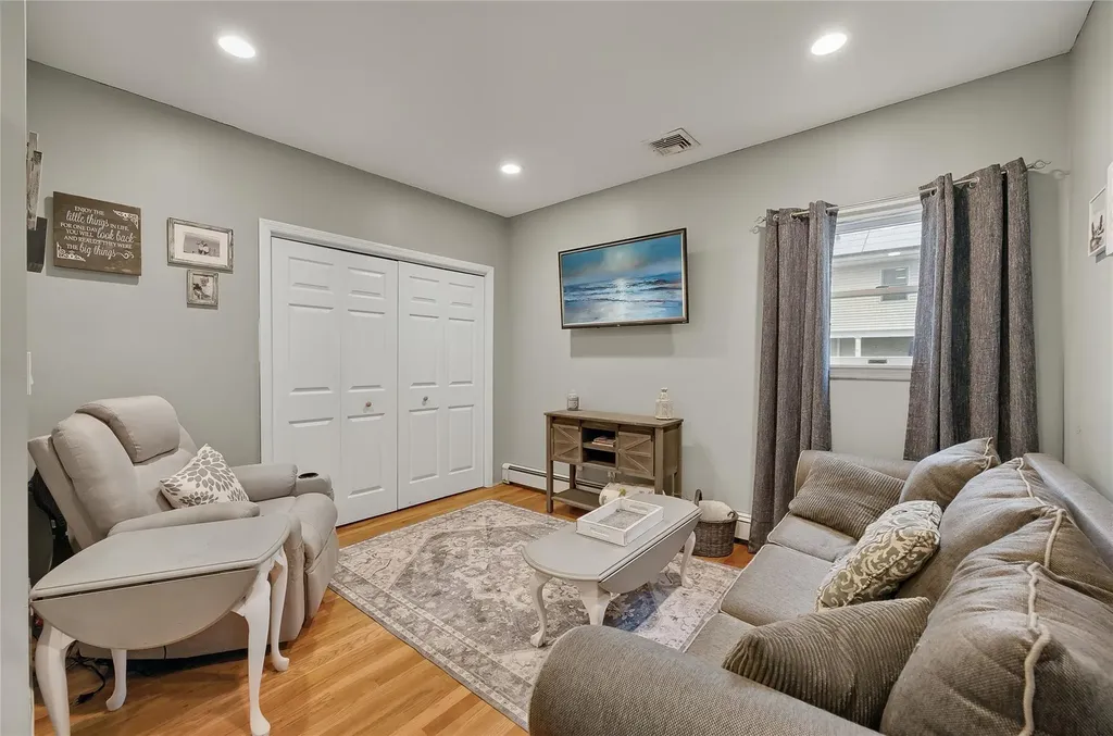 70 Hayrick Lane Commack NY 11725
