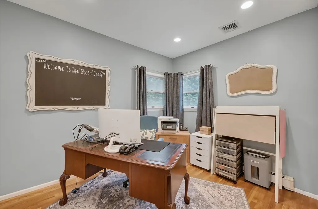 70 Hayrick Lane Commack NY 11725