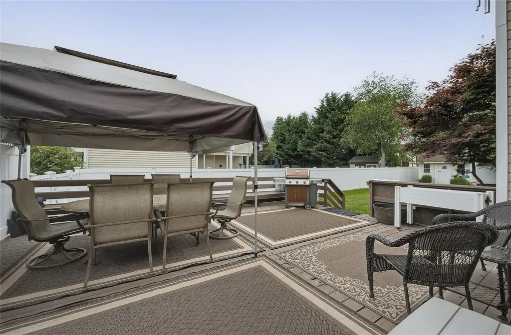 70 Hayrick Lane Commack NY 11725