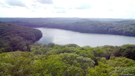 25 Lake Gilead Road Carmel NY 10512