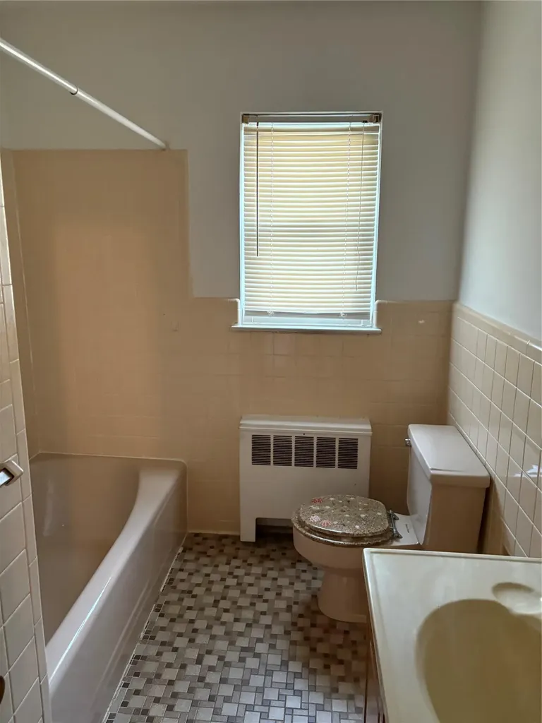 68 Loring Avenue Yonkers NY 10704