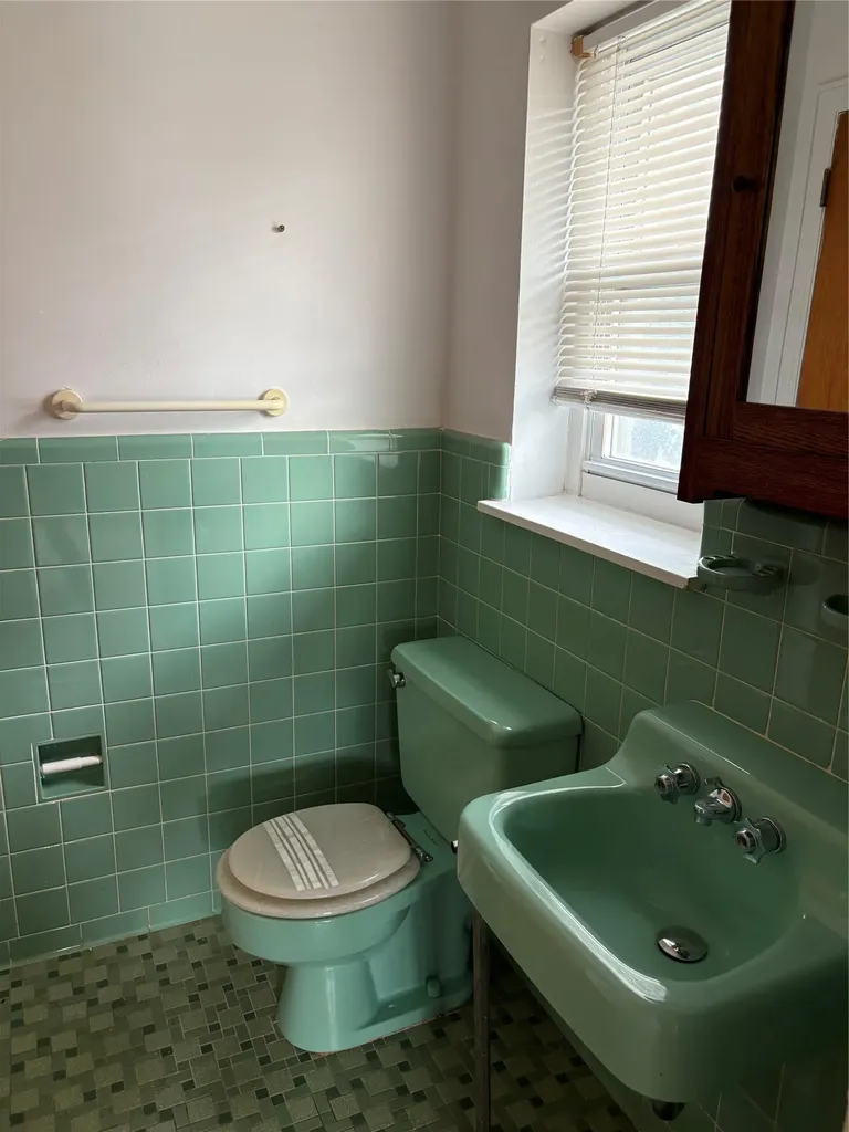 68 Loring Avenue Yonkers NY 10704