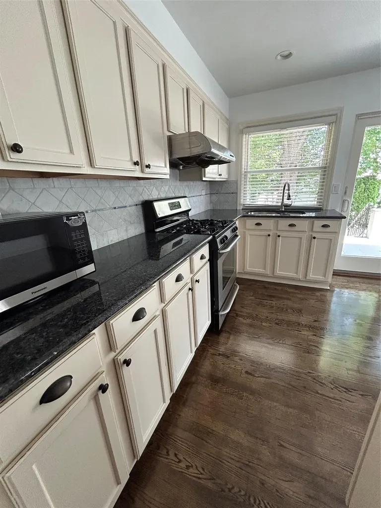 285 Boulevard Scarsdale NY 10583