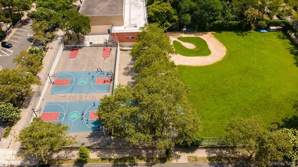 3671 Hudson Manor Terrace Bronx NY 10463