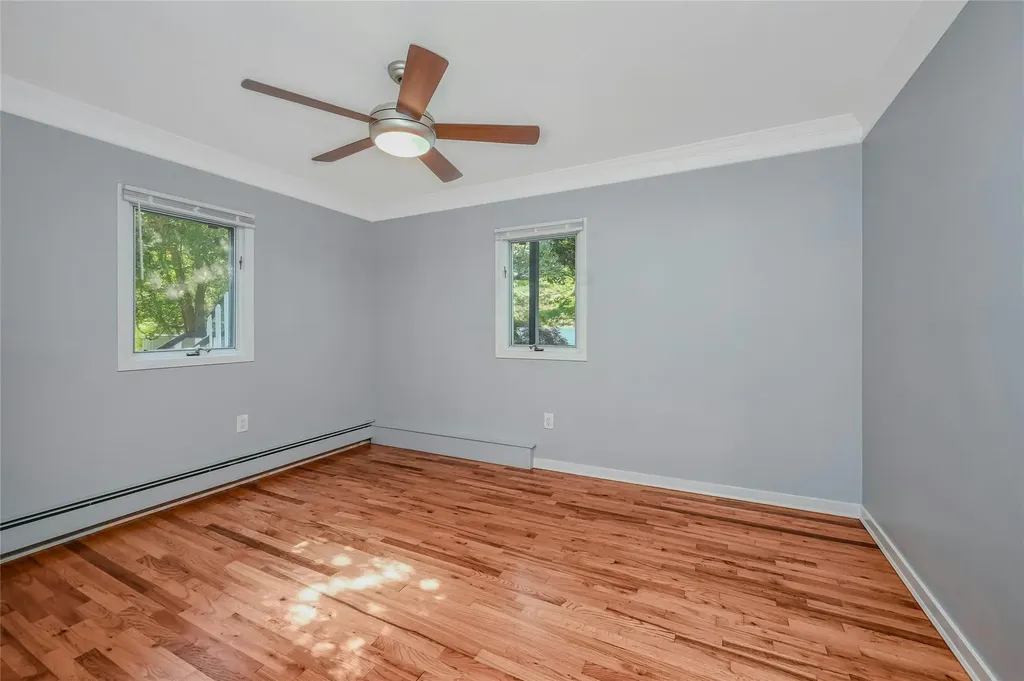 31 Neptune Avenue Mastic NY 11950